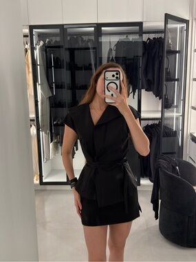 Moft Tailored vest